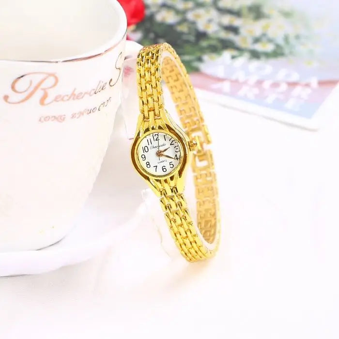 Golden Luxury Women's Bracelet Watch with Elegant Small Dial Quartz Design