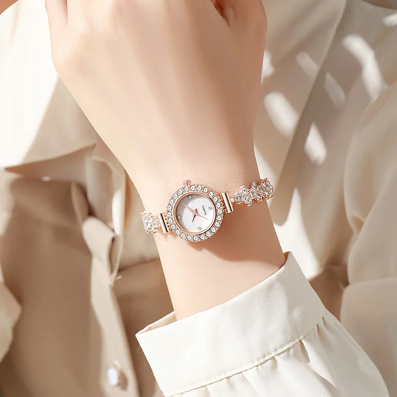 Fashion Diamond Women's Quartz Bracelet Watch with Elegant Round Dial