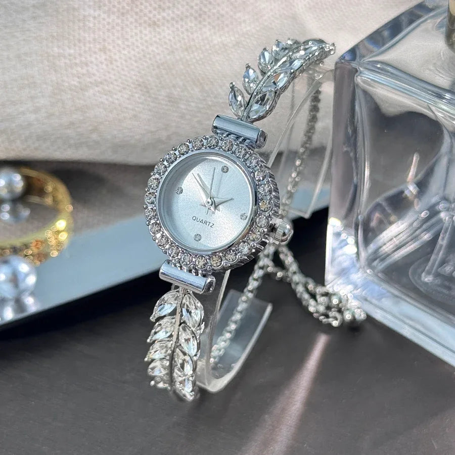 Simple Luxury Women's Diamond Quartz Bracelet Watch