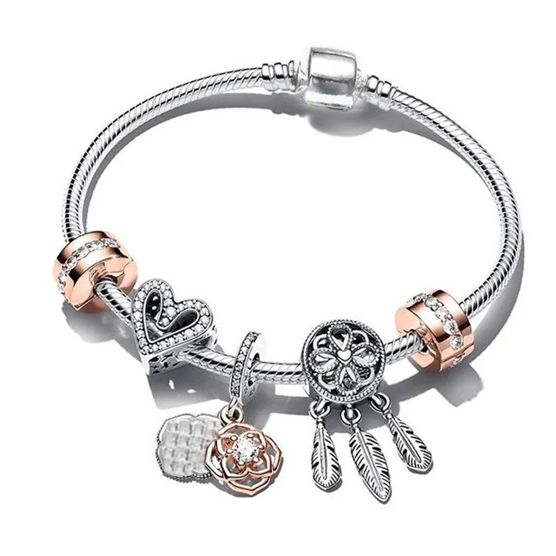 Classic Heart Charm Snake Chain Bracelet for Women